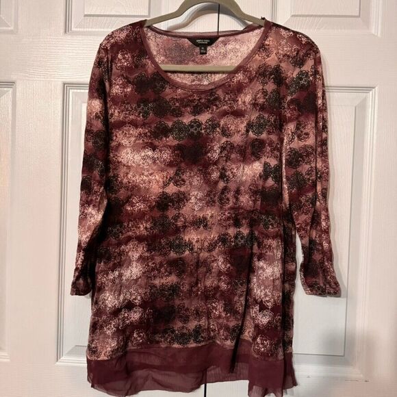 Simply Vera XL Tunic with Sheer Trims And Abstract  Red And Black Mandala Design - Picture 1 of 11